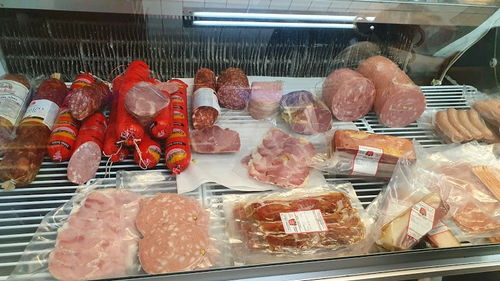 最后的堅(jiān)守 伊斯坦布爾Kozmaoglu豬肉店與城市里的豬肉記憶